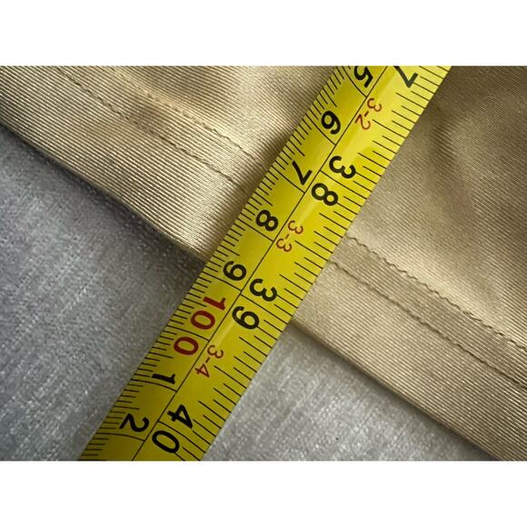 Vanderbilt Game Worn Football Jersey. #18  Dexter Daniels - Picture 7 of 7